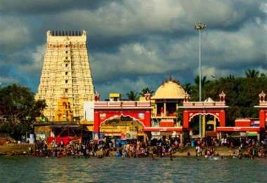Spiritual India Tour with Excellent Trip – Explore South India Temple Trail (7N/8D) covering Madurai, Rameswaram, Kanyakumari, and Trivandrum for divine heritage and coastal temple experience
